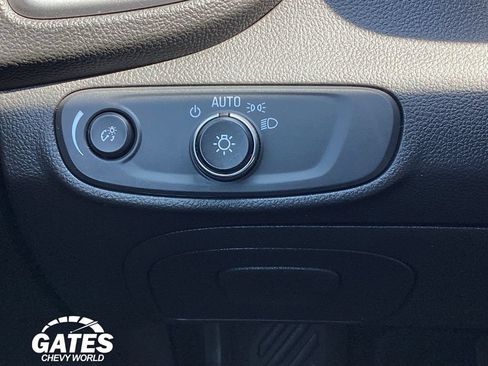 Used 2020 Chevrolet Trax LS FWD image 19