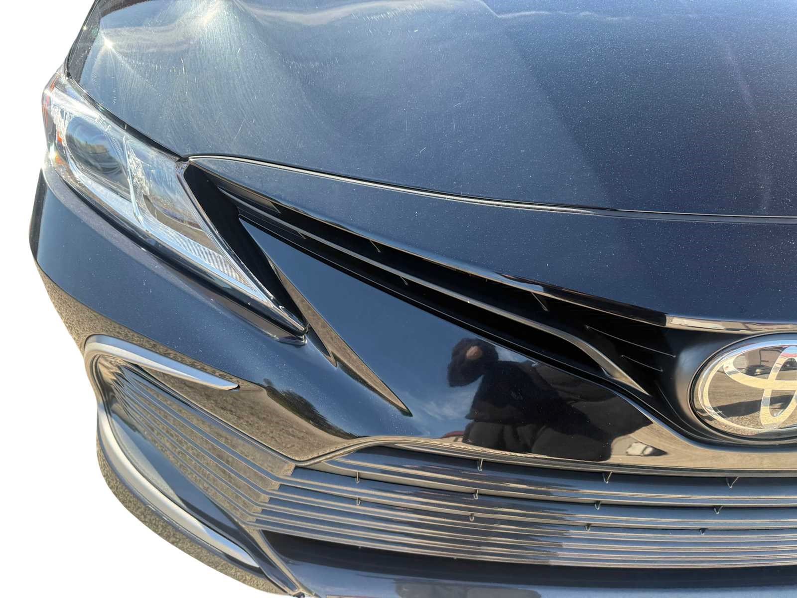 Certified 2024 Toyota Camry LE FWD image 3