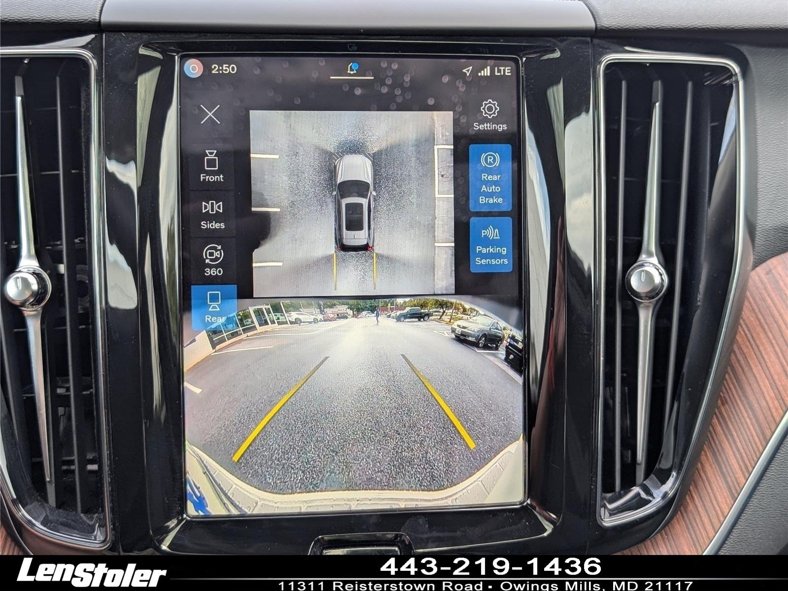 Used 2024 Volvo XC60 B5 Plus w/ Protection Package Premier AWD/4WD image 27