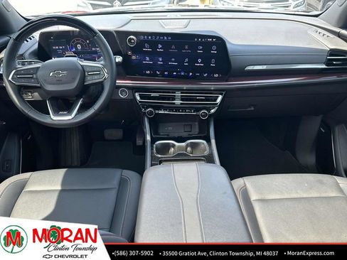 Certified 2025 Chevrolet Traverse Z71 w/ Enhanced Driving Package AWD/4WD image 15