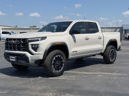 New 2026 GMC Canyon AT4 w/ Technology Plus Package AWD/4WD image 9