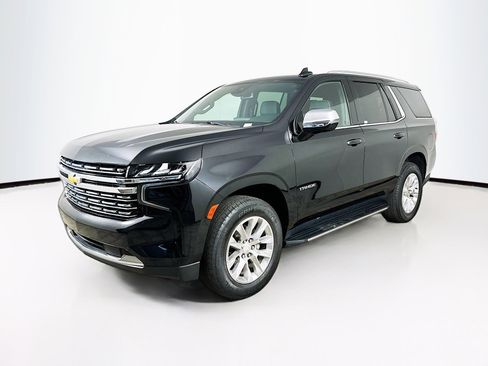 Used 2024 Chevrolet Tahoe Premier image 3