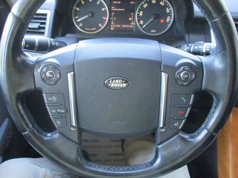 Used 2013 Land Rover Range Rover Sport HSE AWD/4WD image 25