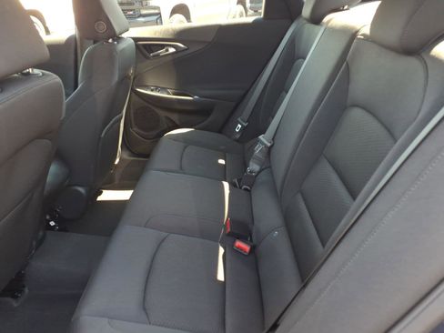 Used 2025 Chevrolet Malibu RS FWD image 10