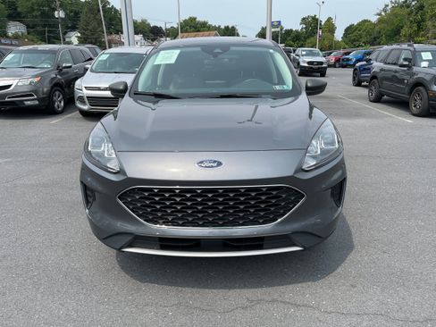 Certified 2022 Ford Escape SE AWD/4WD image 3