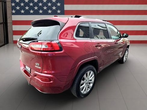 Used 2017 Jeep Cherokee Overland w/ Technology Group image 7