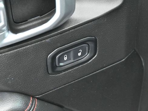 Used 2022 Jeep Gladiator Rubicon w/ LED Lighting Group image 11