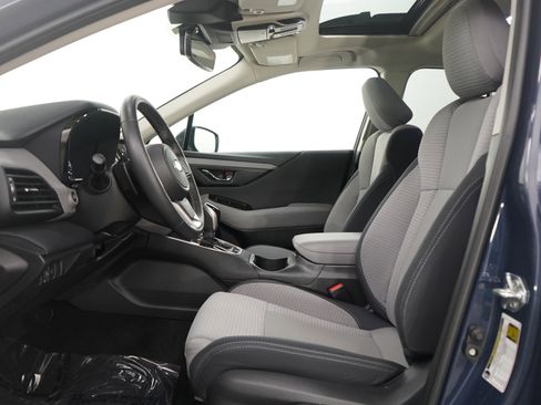 Used 2025 Subaru Outback Premium image 22