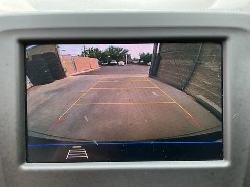 Used 2020 Chevrolet Equinox LS w/ LPO, Floor Liner Package FWD image 15