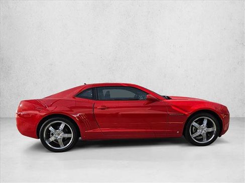 Used 2010 Chevrolet Camaro LT RWD image 5