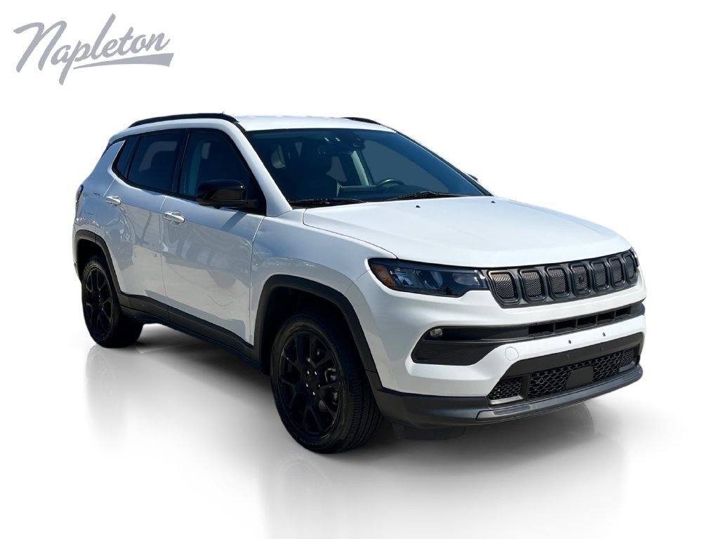 Used 2022 Jeep Compass Latitude AWD/4WD image 8