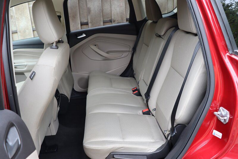 Used 2019 Ford Escape SE AWD/4WD image 26