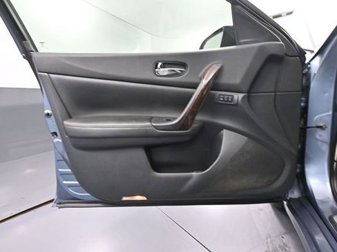Used 2010 Nissan Maxima 3.5 SV w/ Premium Pkg FWD image 19