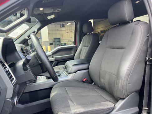 Used 2016 Ford F150 XLT w/ Equipment Group 302A Luxury AWD/4WD image 24