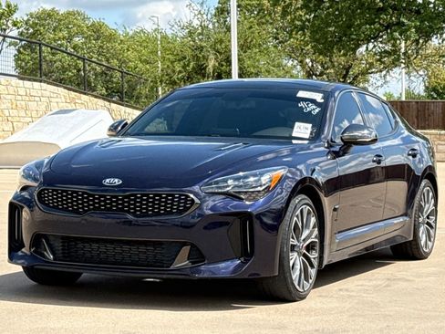 Used 2020 Kia Stinger GT image 3
