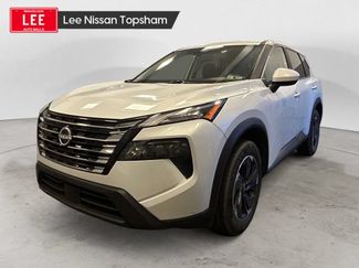 Used 2025 Nissan Rogue SV AWD/4WD video 1