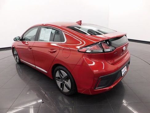 Used 2022 Hyundai Ioniq SEL image 12