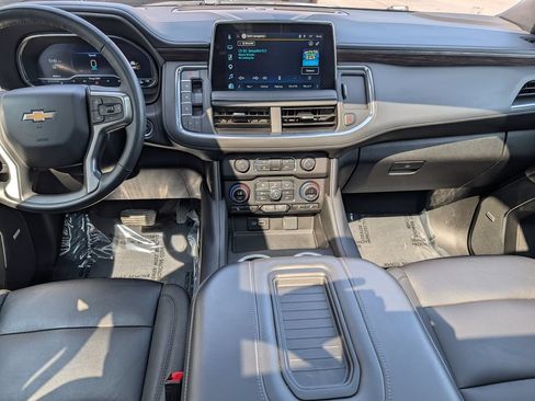Used 2024 Chevrolet Tahoe LT w/ LT Signature Package AWD/4WD image 18