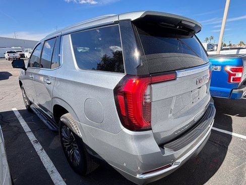 Used 2025 GMC Yukon Elevation image 4