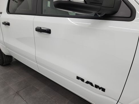 Used 2025 RAM 1500 Limited AWD/4WD image 26