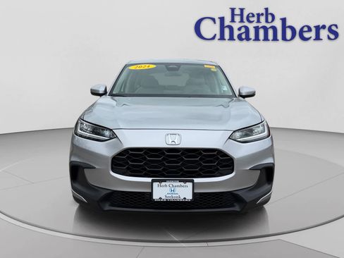 Used 2024 Honda HR-V LX image 2