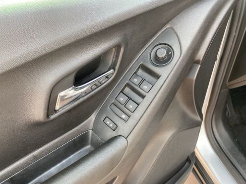 Used 2020 Chevrolet Trax LS image 22