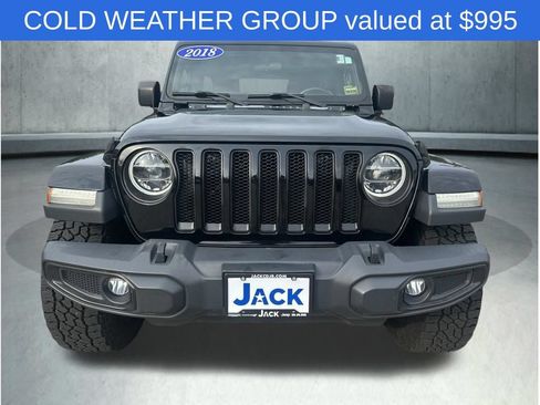Used 2018 Jeep Wrangler Unlimited Sahara w/ Dual Top Group AWD/4WD image 11