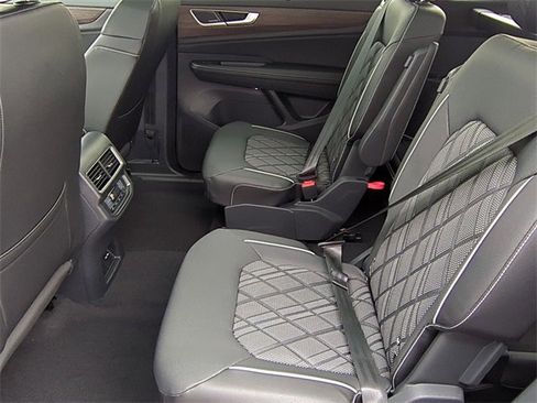 New 2026 Volkswagen Atlas SEL Premium R-Line image 17