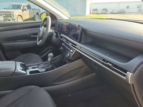 Used 2025 Hyundai Tucson SEL AWD/4WD image 36
