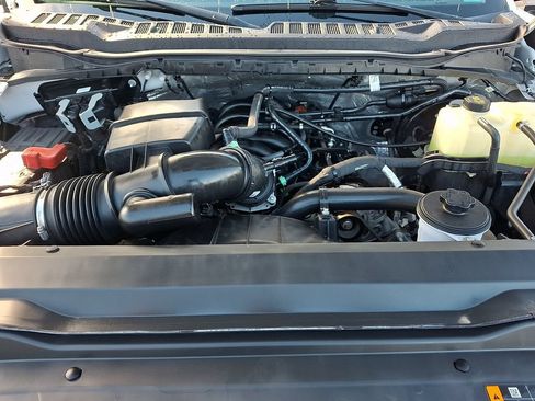 Certified 2023 Ford F250 XLT w/ XLT Premium Package AWD/4WD image 28