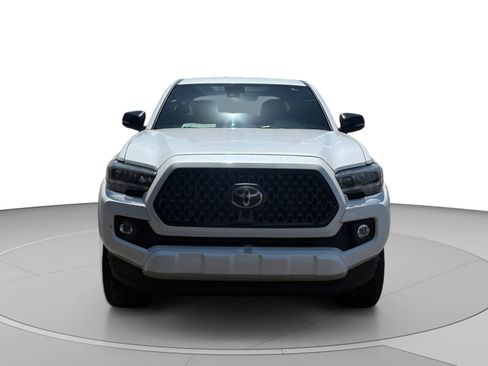 Used 2021 Toyota Tacoma Limited w/ Nightshade Package AWD/4WD image 8