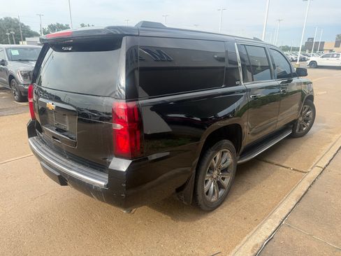 Used 2016 Chevrolet Suburban LTZ AWD/4WD image 10