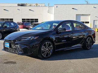 Used 2025 Toyota Camry XSE video 3