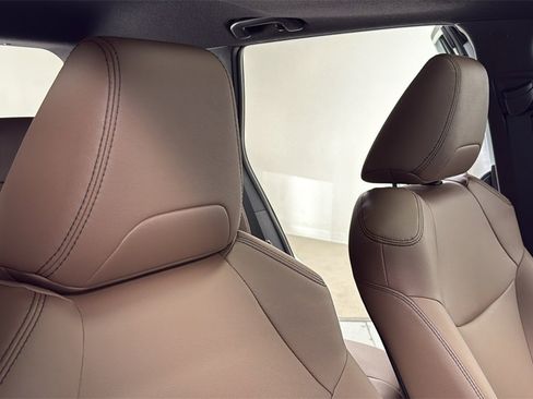 New 2026 Toyota Corolla Cross XLE image 19