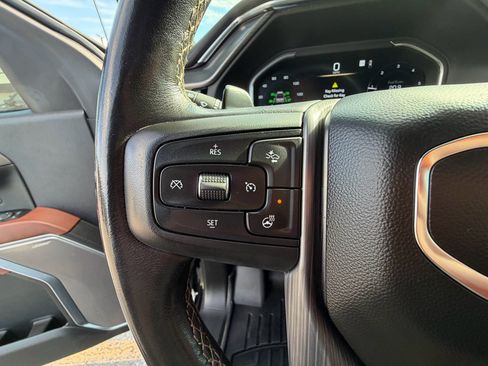 Used 2022 GMC Sierra 1500 Denali Ultimate AWD/4WD image 16