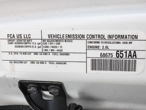 Used 2025 Jeep Wrangler Unlimited Sahara AWD/4WD image 27