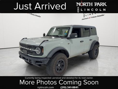 Used 2024 Ford Bronco Wildtrak AWD/4WD image 1