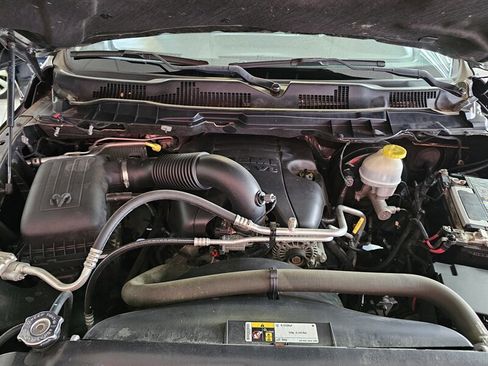 Used 2018 RAM 1500 ST w/ SXT Appearance Group image 26