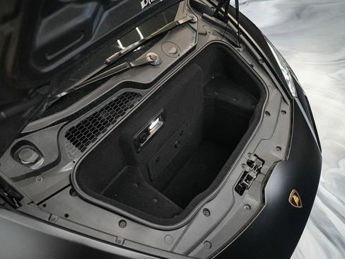 Used 2023 Lamborghini Huracan Tecnica RWD image 49