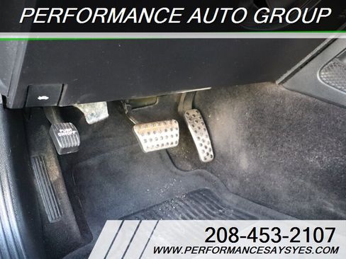 Used 2015 Dodge Challenger SXT Plus image 14