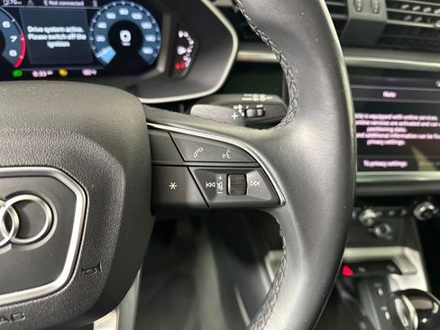 Used 2024 Audi Q3 2.0T Premium image 16