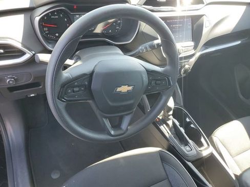 Certified 2023 Chevrolet TrailBlazer LS FWD image 16