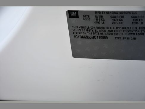 Used 2017 Chevrolet Volt LT w/ Comfort Package FWD image 25
