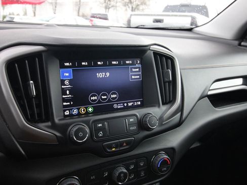 Used 2022 GMC Terrain AT4 w/ Tech Package AWD/4WD image 15
