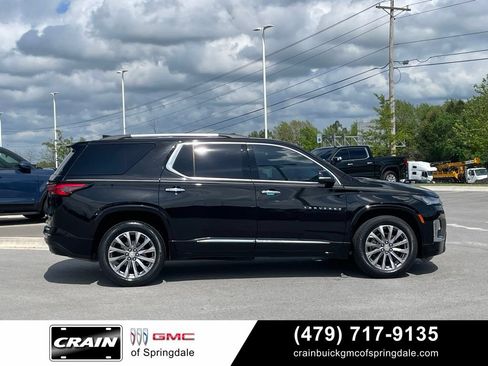 Used 2023 Chevrolet Traverse Premier AWD/4WD image 8