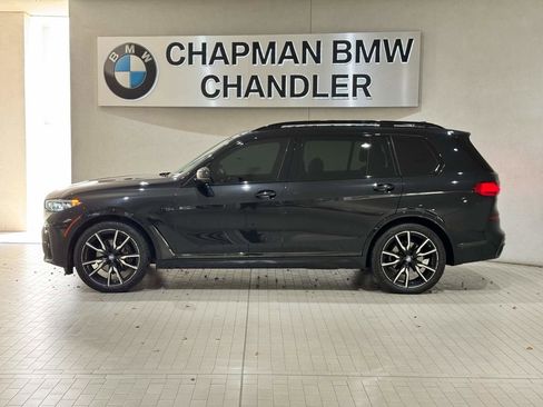 Used 2021 BMW X7 xDrive40i w/ M Sport Package AWD/4WD image 3