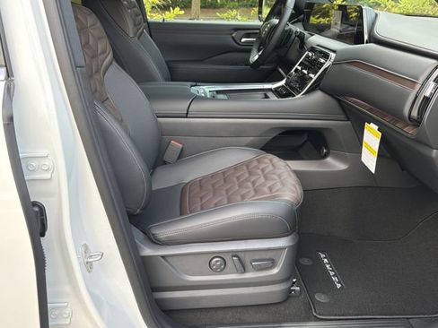 New 2026 Nissan Armada Platinum AWD/4WD image 15