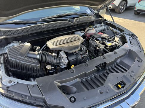 Used 2023 Chevrolet Blazer Premier image 37