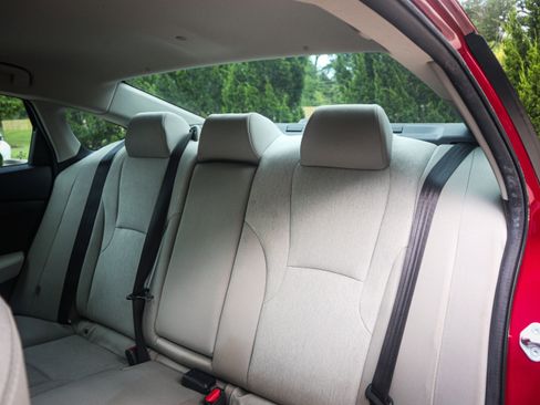 Used 2024 Honda Accord LX image 29