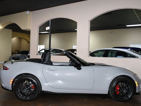 Used 2025 MAZDA MX-5 Miata Club w/ Brembo/BBS Recaro Package RWD image 52
